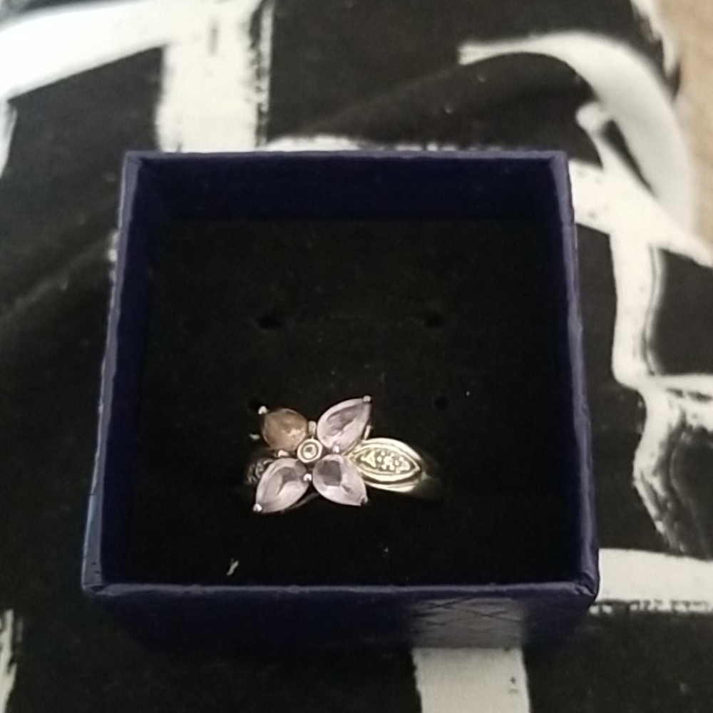 Purple flower ring